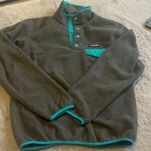 Patagonia Charcoal and Aqua Snap-T Fleece